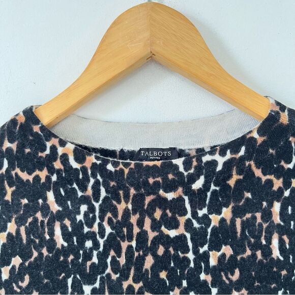 Talbots Petites Leopard Print Round Neck Pure Merino Wool Sweater - Picture 6 of 6